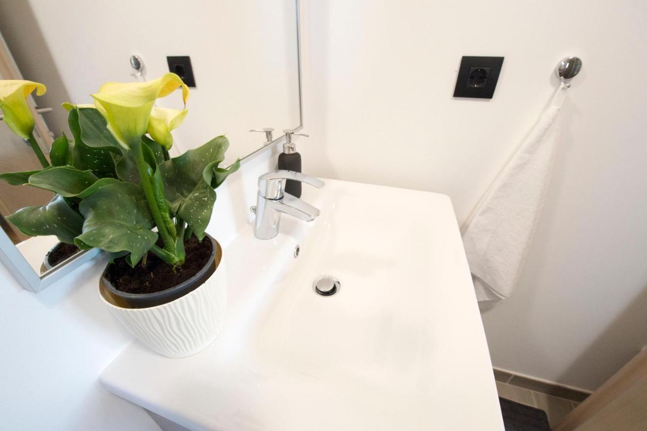 Dugo SeloApartman Grcアパートメント エクステリア 写真